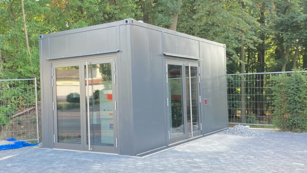 Installierte Komponenten im Showcontainer